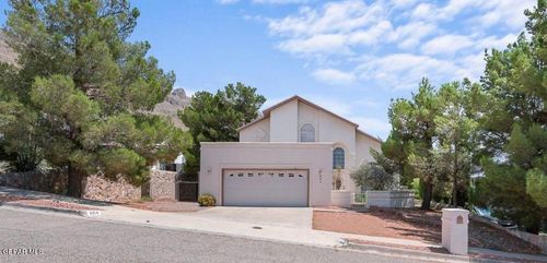684 Moondale Dr, El Paso, TX, 79912-4236 | Card Image
