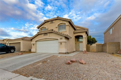 4548 Grand Rock Dr, North Las Vegas, NV, 89081-3267 | Card Image