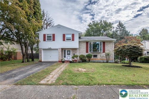 731 N 29th St, Allentown, PA, 18104-4209 | Card Image