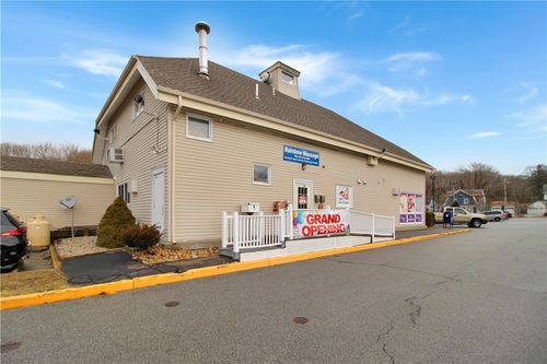 3b2-55 Beach St, Westerly, RI, 02891-2770 | Card Image