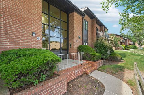 apt-2a-5 Brevoort Dr, Pomona, NY, 10970-4003 | Card Image