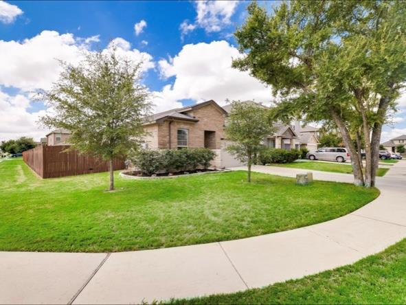Residential Lease in Buda 2