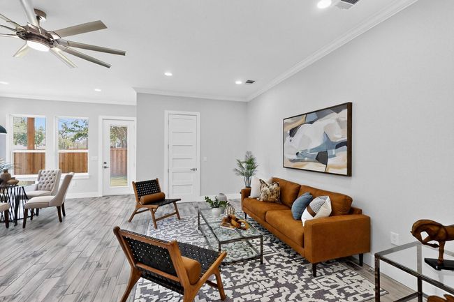 10916 Cade Rd, House other with 3 bedrooms, 3 bathrooms and null parking in Dallas TX | Image 9