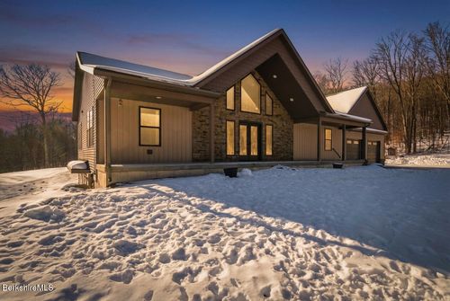 221 Bailey Rd, Lanesborough, MA, 01237-9617 | Card Image