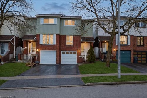 55 Dovercliffe Road Road, Guelph, ON, N1G2Z6 | Card Image