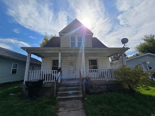 822 E Bowman Street, South Bend, IN, 46613 | Card Image