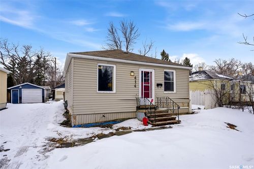 414 18th Ave, Regina, SK, S4N1G1 | Card Image