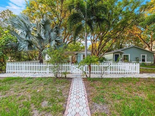 5029 Burlington Ave N, ST PETERSBURG, FL, 33710-8237 | Card Image