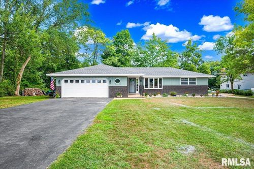 516 Northern Oaks Dr, Groveland, IL, 61535-9605 | Card Image