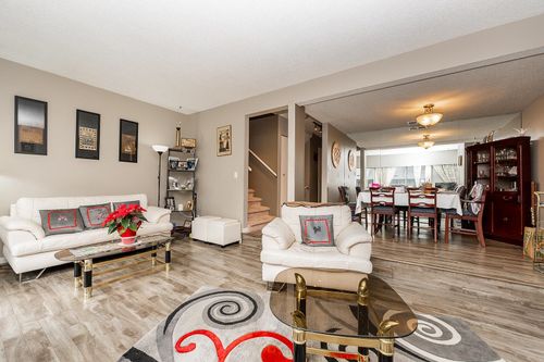 1976 Purcell Way, North Vancouver, BC, V7J3K3 | Card Image