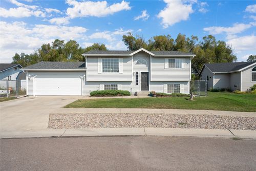 163 Greenbriar Dr, Kalispell, MT, 59901-3378 | Card Image
