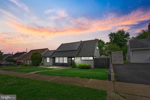 85 Buttonwood Ln, LEVITTOWN, PA, 19054-2115 | Card Image