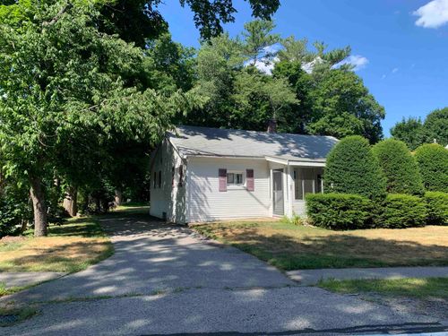 67 Cable Rd, Rye, NH, 03870-2412 | Card Image