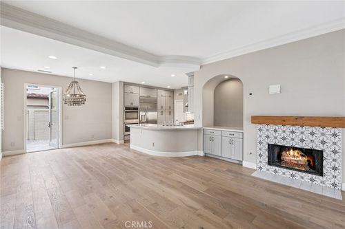 85 Passage, Irvine, CA, 92603-0602 | Card Image