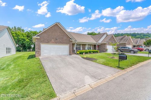 7144 Allison Way, Knoxville, TN, 37918-0960 | Card Image