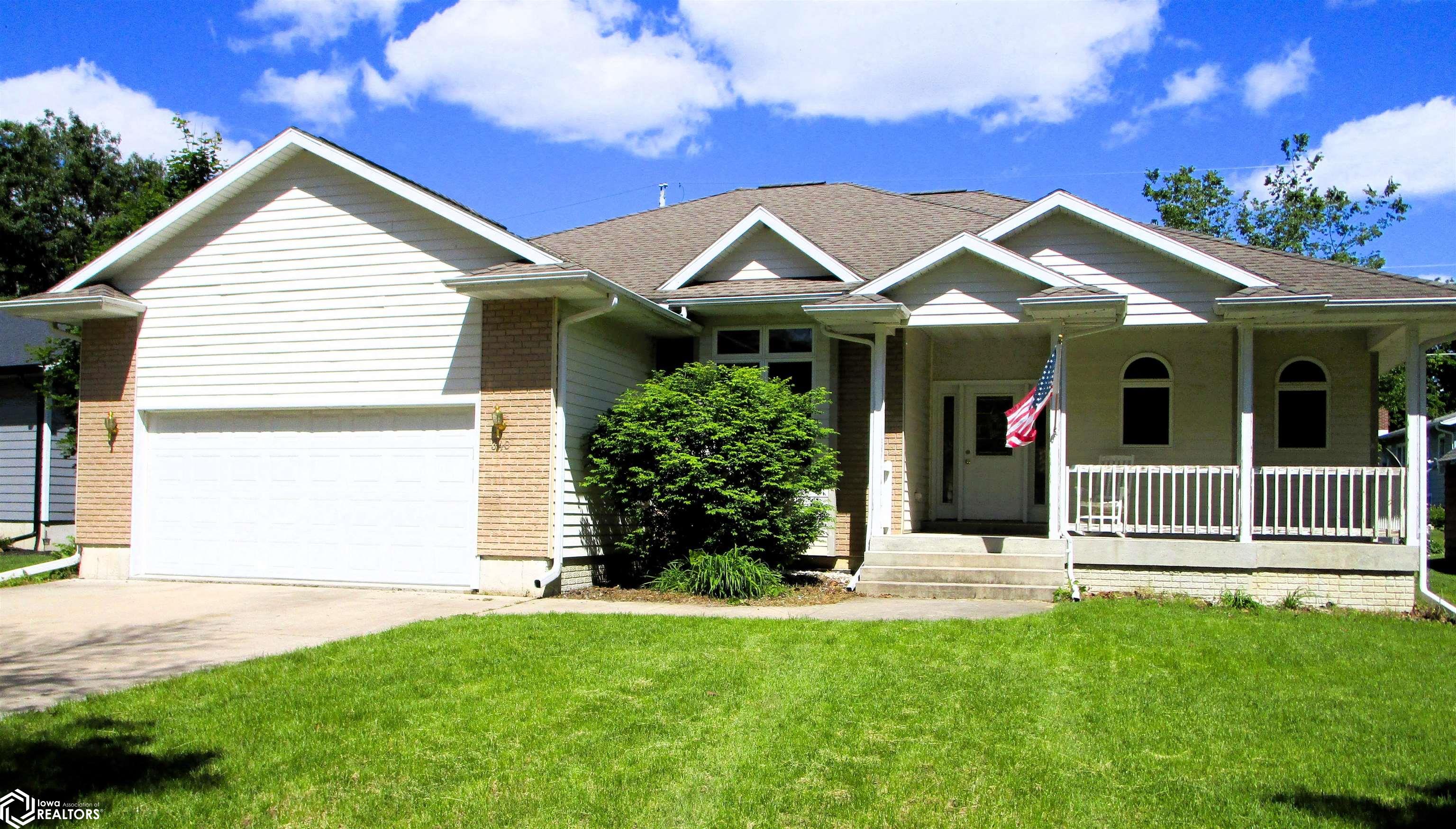 Sarah Ave, Iowa Falls, IA 50126
