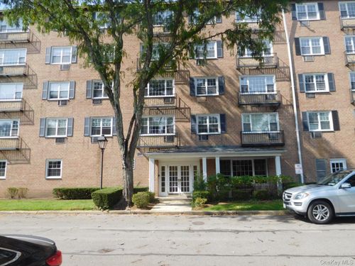 1-a-1 Consulate Dr, Tuckahoe, NY, 10707-2410 | Card Image