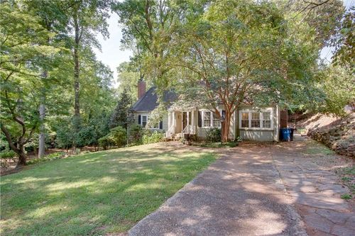 2743 Kimmeridge Dr, East Point, GA, 30344-6853 | Card Image