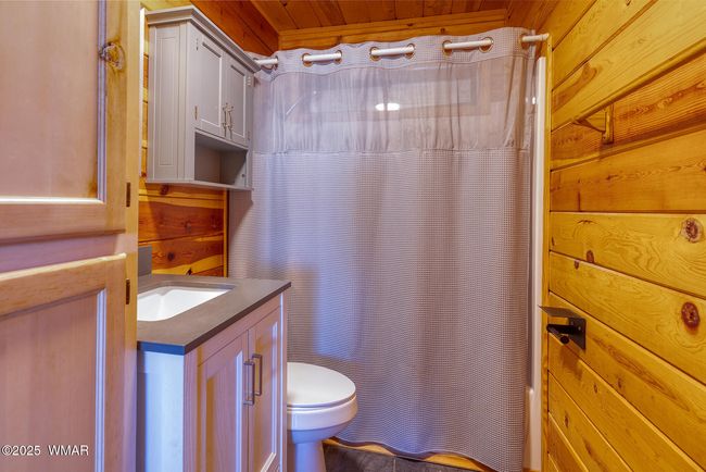 Guest Bath | Image 29