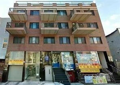 ccf-720 57th St, Brooklyn, NY, 11220-3681 | Card Image