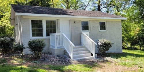 1919 Petty Rd, Kingstown, NC, 28150-8826 | Card Image