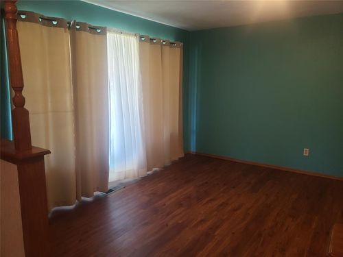 1008 Hughes Dr, Blair, OK, 73526 | Card Image