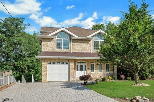 14 Chincopee Ave, Hopatcong, NJ, 07843-1402 | Card Image