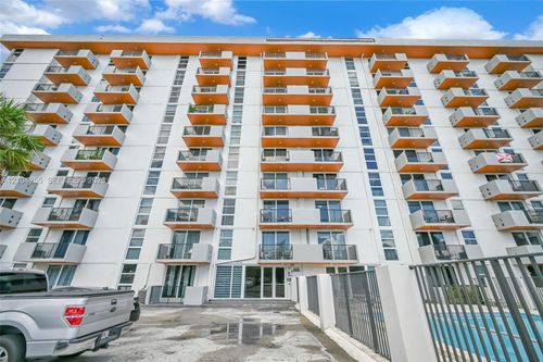 510-2075 Ne 164th St, North Miami Beach, FL, 33162-4182 | Card Image