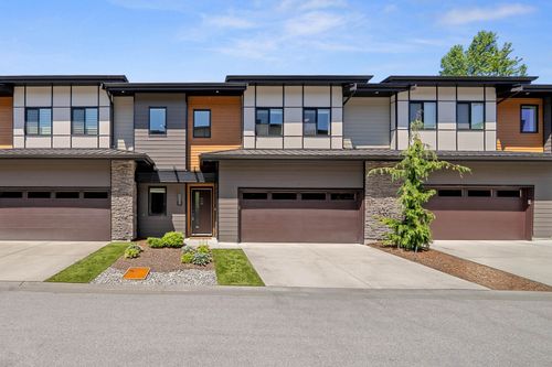 32-33209 Cherry Ave, Mission, BC, V2V0G8 | Card Image
