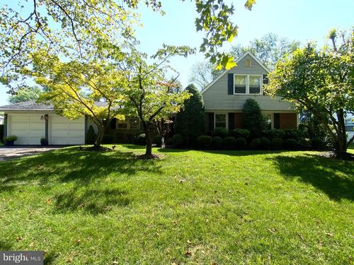130 Club House Dr, WILLINGBORO, NJ, 08046-3502 | Card Image