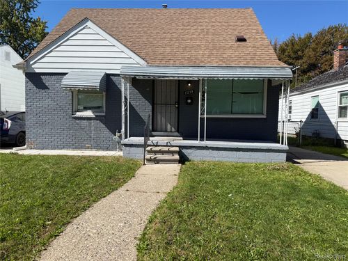 6239 Warwick St, Detroit, MI, 48228-3934 | Card Image
