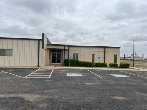 702 Matador Hwy, Floydada, TX, 79235 | Card Image