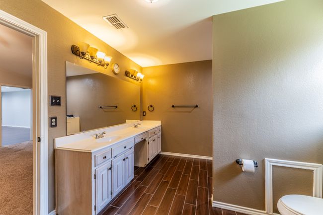 1853 Woodbridge Dr, House other with 3 bedrooms, 2 bathrooms and null parking in Sulphur Springs TX | Image 17