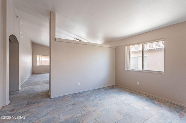 12-web-or-mls- Holly Berry-10 | Image 6