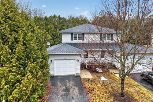 275 Hiram St, Bracebridge, ON, P1L1R7 | Card Image