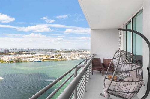 3904-335 Biscayne Blvd, Miami, FL, 33131 | Card Image