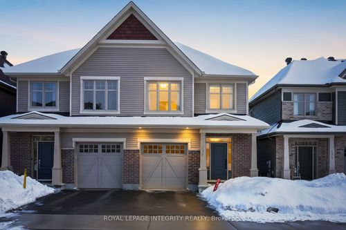 696 Vivera Place, Stittsville - Munster - Richmond, ON, K2S2N1 | Card Image