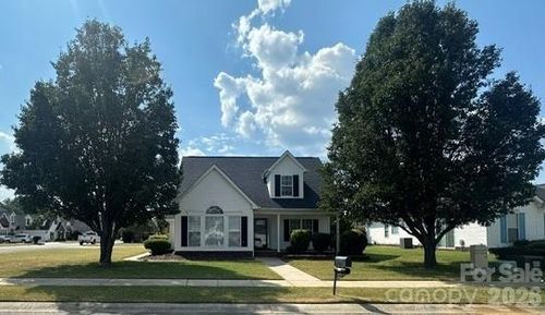2001 Hemby Commons Pkwy, Indian Trail, NC, 28079-6589 | Card Image