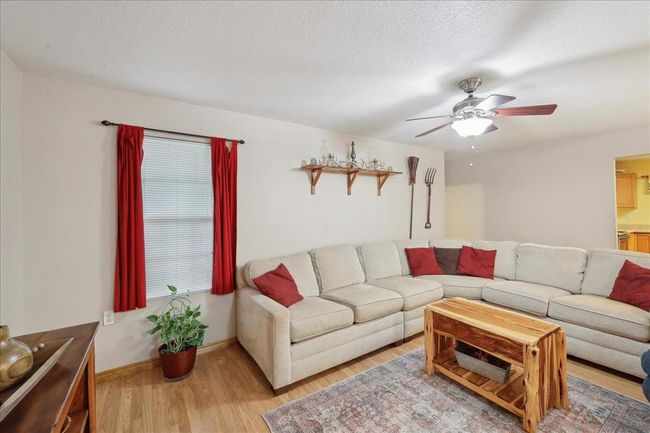 13872 Shellhammer Rd, House other with 4 bedrooms, 2 bathrooms and 3 parking in Winnie TX | Image 5