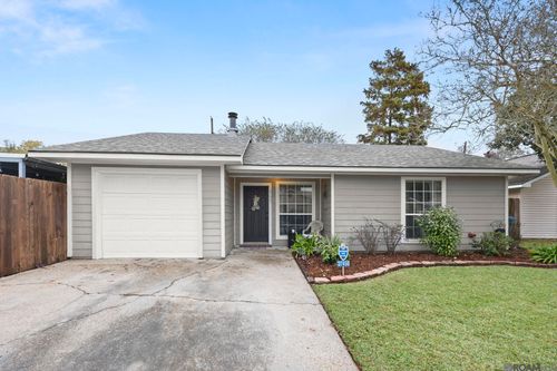 37450 W Hillside Dr, Prairieville, LA, 70769-4405 | Card Image