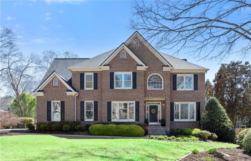 290 Wilde Green Dr, Roswell, GA, 30075-5593 | Card Image