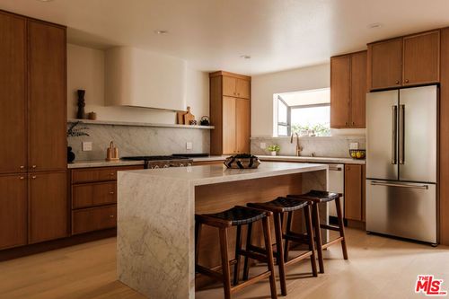 unit-6-847 17th St, Santa Monica, CA, 90403-1945 | Card Image