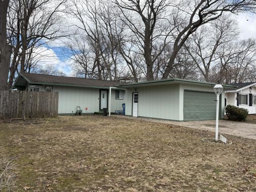 3127 Woodcliffe Dr, Muskegon, MI, 49444-3147 | Card Image