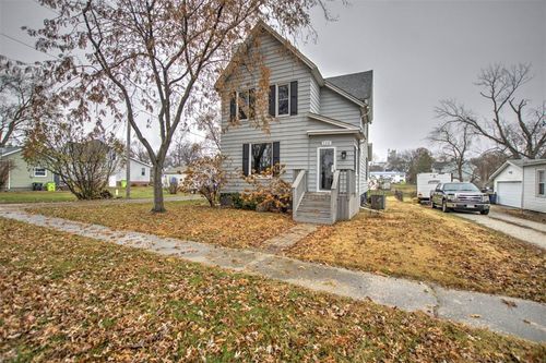 116 S Maple St, Maroa, IL, 61756-9317 | Card Image