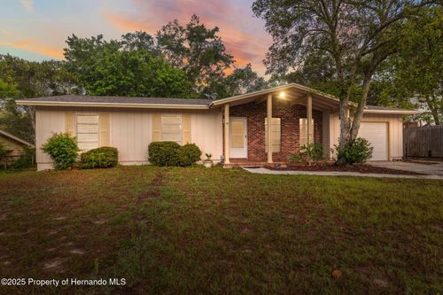4559 Crescent Rd, SPRING HILL, FL, 34606-1624 | Card Image