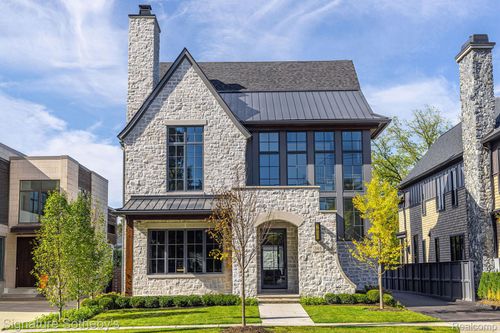 395 Greenwood St, Birmingham, MI, 48009-3812 | Card Image