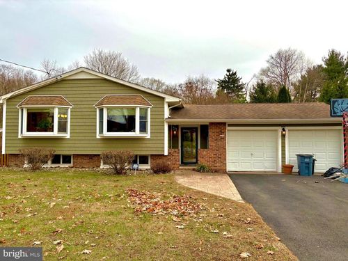 405 Dutch Neck Road, Hightstown, NJ, 08520 | Card Image