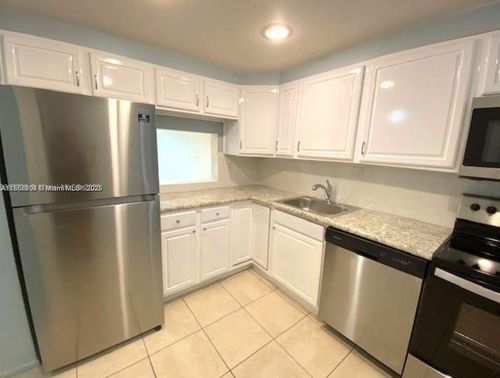 apt-108-7831 Colony Cir N, Tamarac, FL, 33321-8312 | Card Image