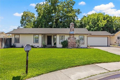 32 Country Dr, Orland, CA, 95963-1910 | Card Image