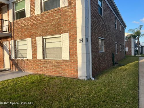 h1-190 E Olmstead Dr, Titusville, FL, 32780-5861 | Card Image